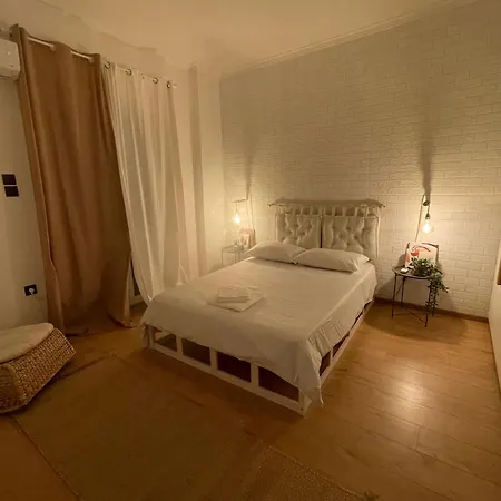 One Bedroom Modern In Lycabettus - 61sq Meters *