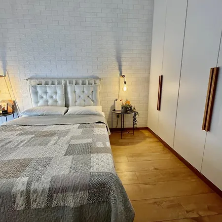 One Bedroom Modern In Lycabettus - 61sq Meters Athens