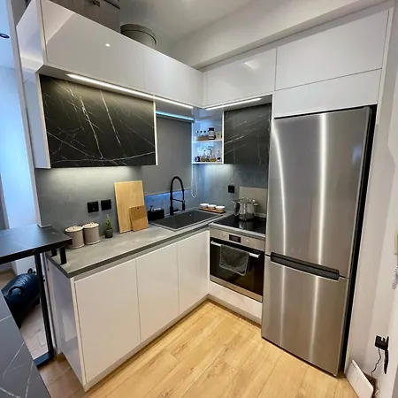 One Bedroom Modern In Lycabettus - 61sq Meters