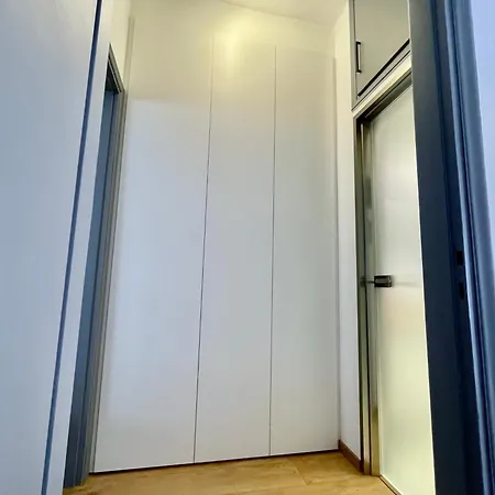 One Bedroom Modern In Lycabettus - 61sq Meters